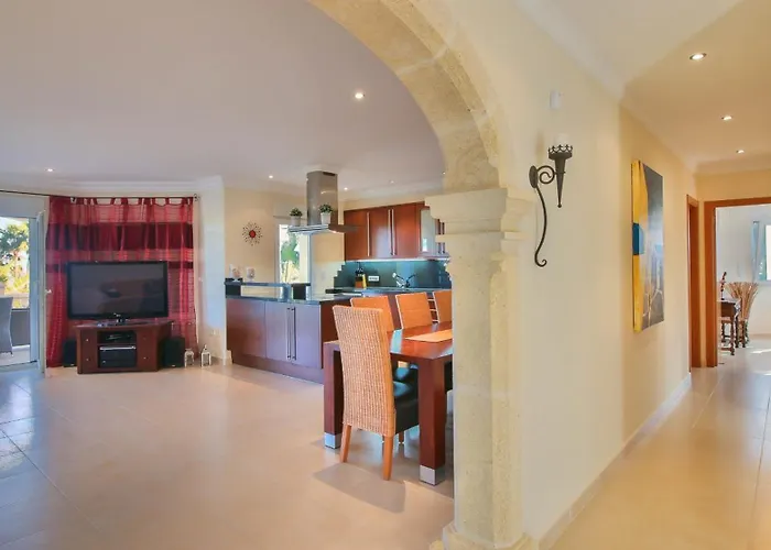 Belem Ls By Carlosferien فيلة